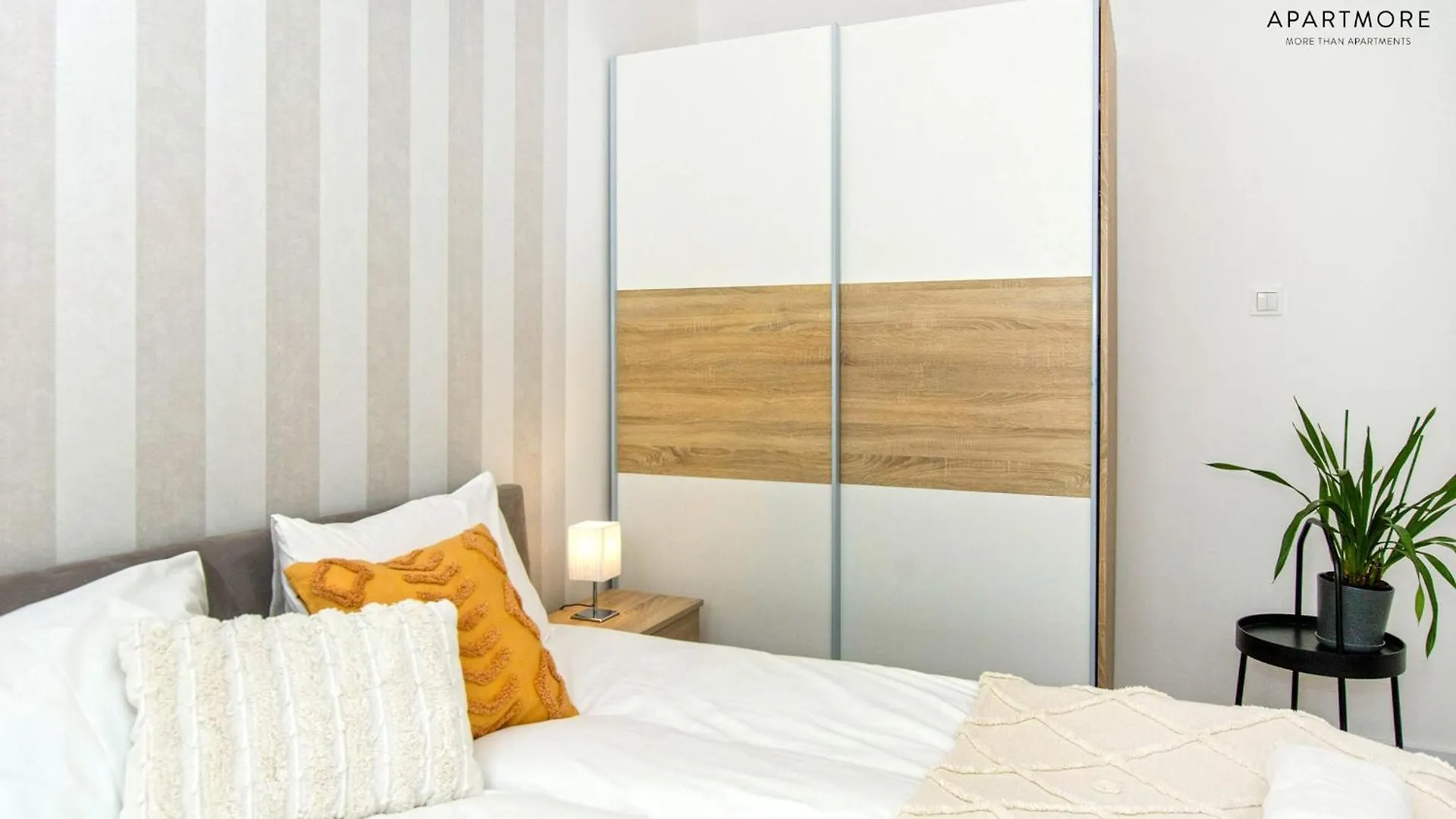 City Center Apartments Spa & Wellness 그단스크